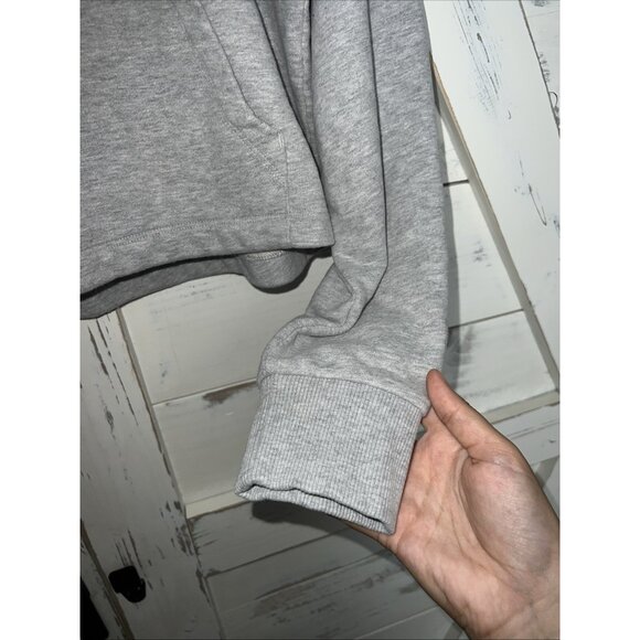 Outdoor Voices Women's Grey Crop Quarter Zip Front Pocket Sweatshirt Size L NWT - Picture 5 of 10